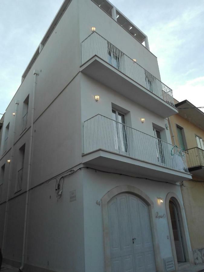 Lyria Hotel Marzamemi Exterior photo
