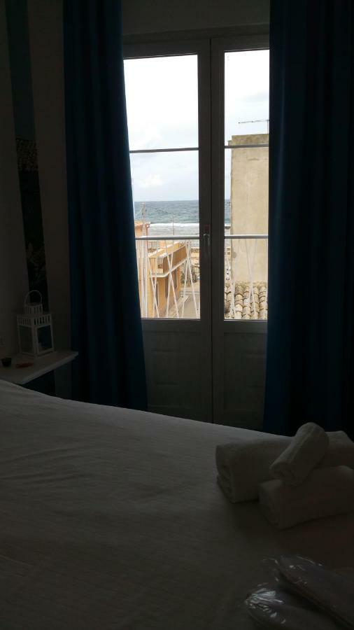 Lyria Hotel Marzamemi Exterior photo